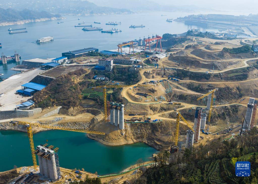 湖北宜昌:三峡枢纽茅坪港疏港铁路加紧建设(图2) 湖北宜昌:三峡枢纽茅坪港疏港铁路加紧建设(图2)