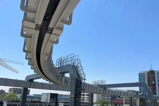 列车悬挂于轨道下方“凌空飞行”,上海宝山空铁示范线将试运行(图1) 3-2305120ST42U.jpg