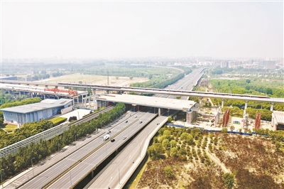 聚焦“城”与“车”:“轨道上的京津冀”越跑越快(图1) 3-2305250T02L17.jpg