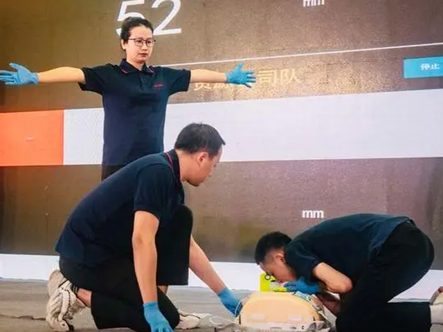 广州市轨道交通产业联盟团委揭牌(图2) 3-23052ZTG3S1.jpg