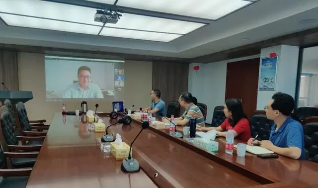 湖南工业大学轨道交通学院开展工业和信息化重点领域产业人才基地项目调研评估座谈会(图1) 3-2306130ZF9491.jpg