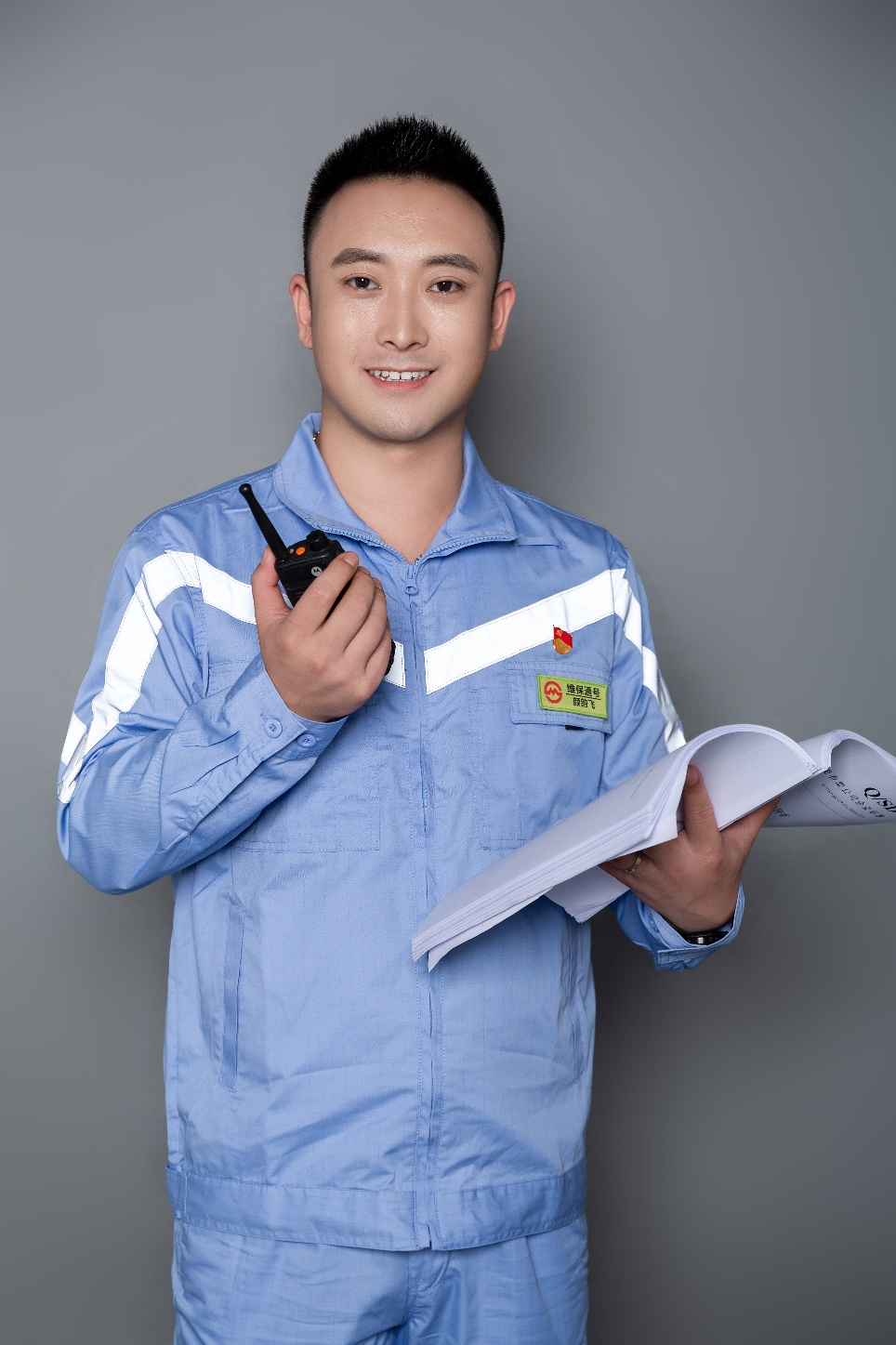 申通地铁再添两位“上海工匠”(图2) 3-2402020Z02G35.png