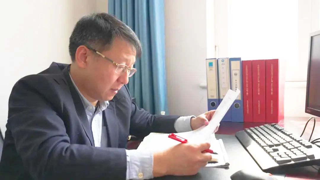 崔兆峰:京津冀轨道上的技术超人(图4) 3-240312141034519.jpg