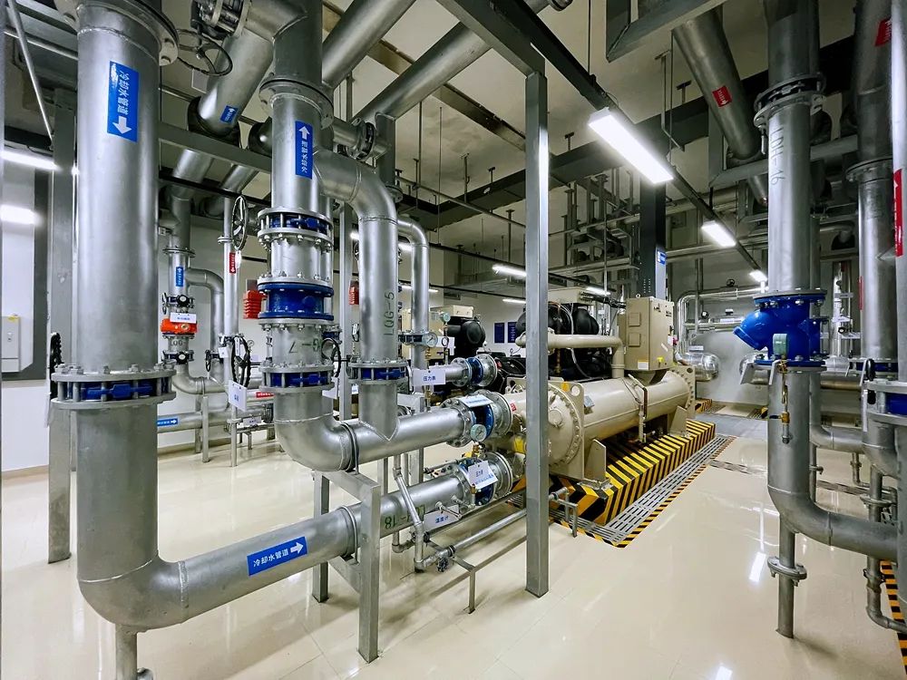 福州地铁首个装配式冷水机房施工标准化观摩在中铁二十一局项目举办(图2) 3-24042Q42611130.jpg