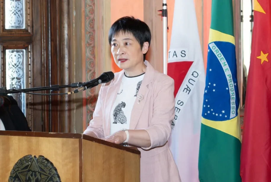 中车出口巴西第四大城市24列地铁列车项目正式完成签约(图3) 中车出口巴西第四大城市24列地铁列车项目正式完成签约(图3)