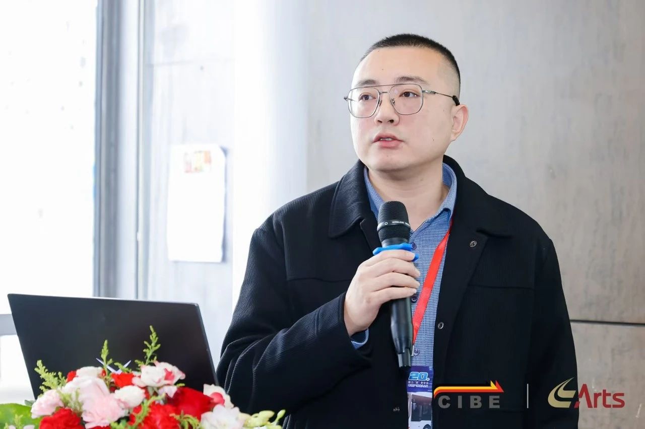 中国轨道交通发展系列论坛在上海盛大开幕(图17) 陈熙昊