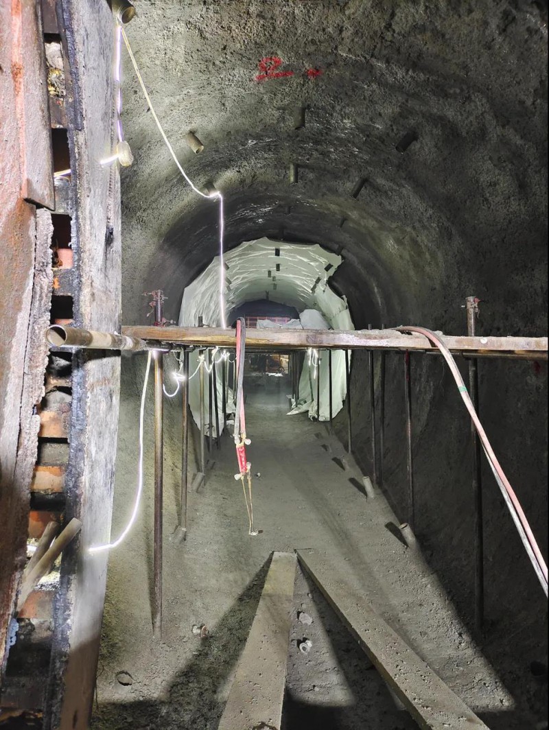 地铁3号线北滘新城站-高村站区间1#联络通道顺利贯通(图1) 地铁3号线北滘新城站-高村站区间1#联络通道顺利贯通(图1)
