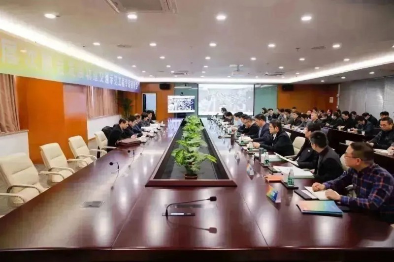 地铁集团召开多层次融合发展轨道交通示范工程专家咨询会(图1) 地铁集团召开多层次融合发展轨道交通示范工程专家咨询会(图1)
