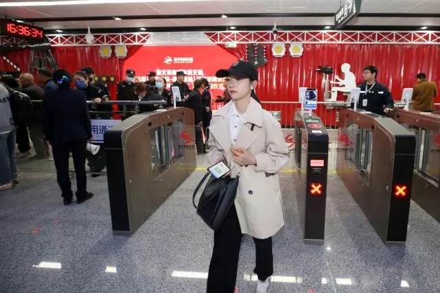 金义东市域轨道交通明清宫站开通试运营(图1) 金义东市域轨道交通明清宫站开通试运营(图1)