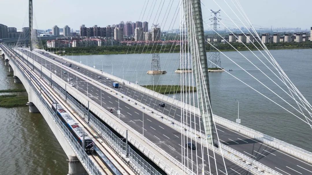 全国首创!天津轨道交通新一代柔性直流牵引供电系统通过运营安全评估,具备投入运行条件(图4) 640 (61).jpg