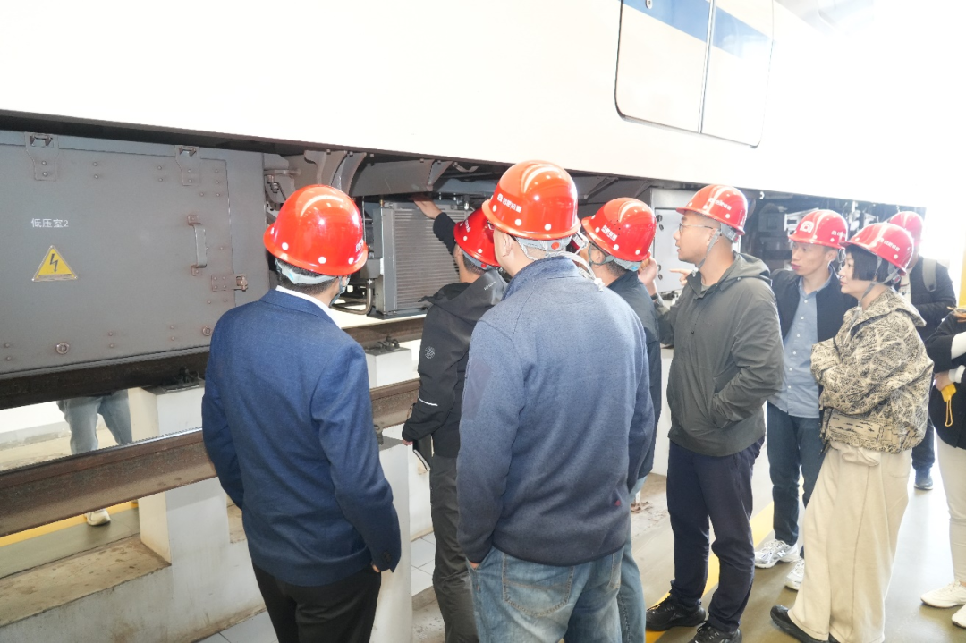 640 (77).png 640 (77).png