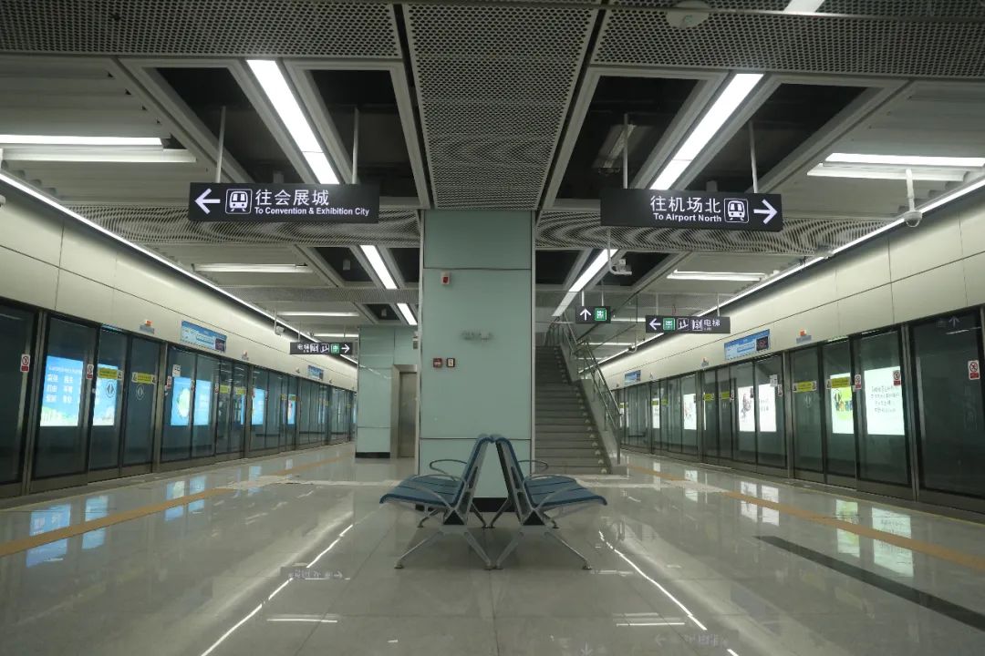 3-21120G0243N41.jpg