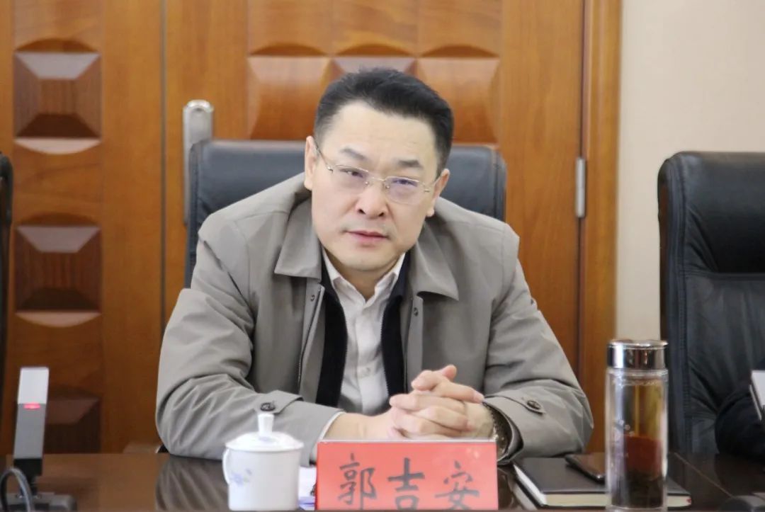 乌鲁木齐局集团公司党委委员、书记、董事长调整(图1) 3-2406251HF2423.jpg