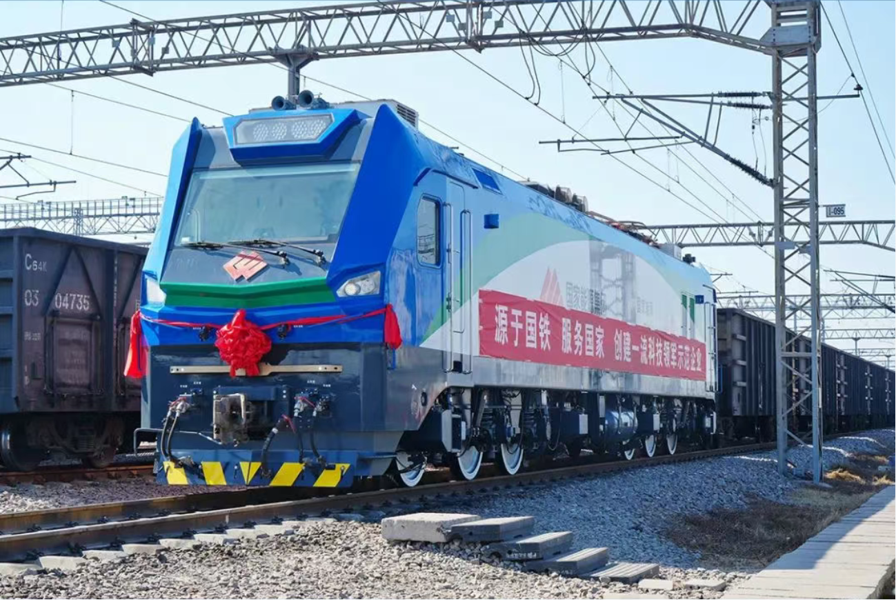 Huanghua Port Station, the first heavy-haul railway intelligent shunting system in China, was offici(图1)