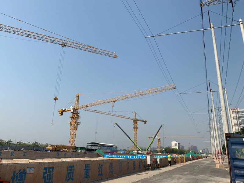 地铁3号线东延段最大车站封顶(图1)