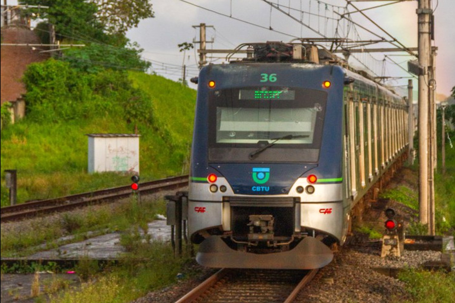 10亿!6列!中车将于30天内签署累西腓地铁系统现代化合作协议(图1) metr-recife-cbty.jpg