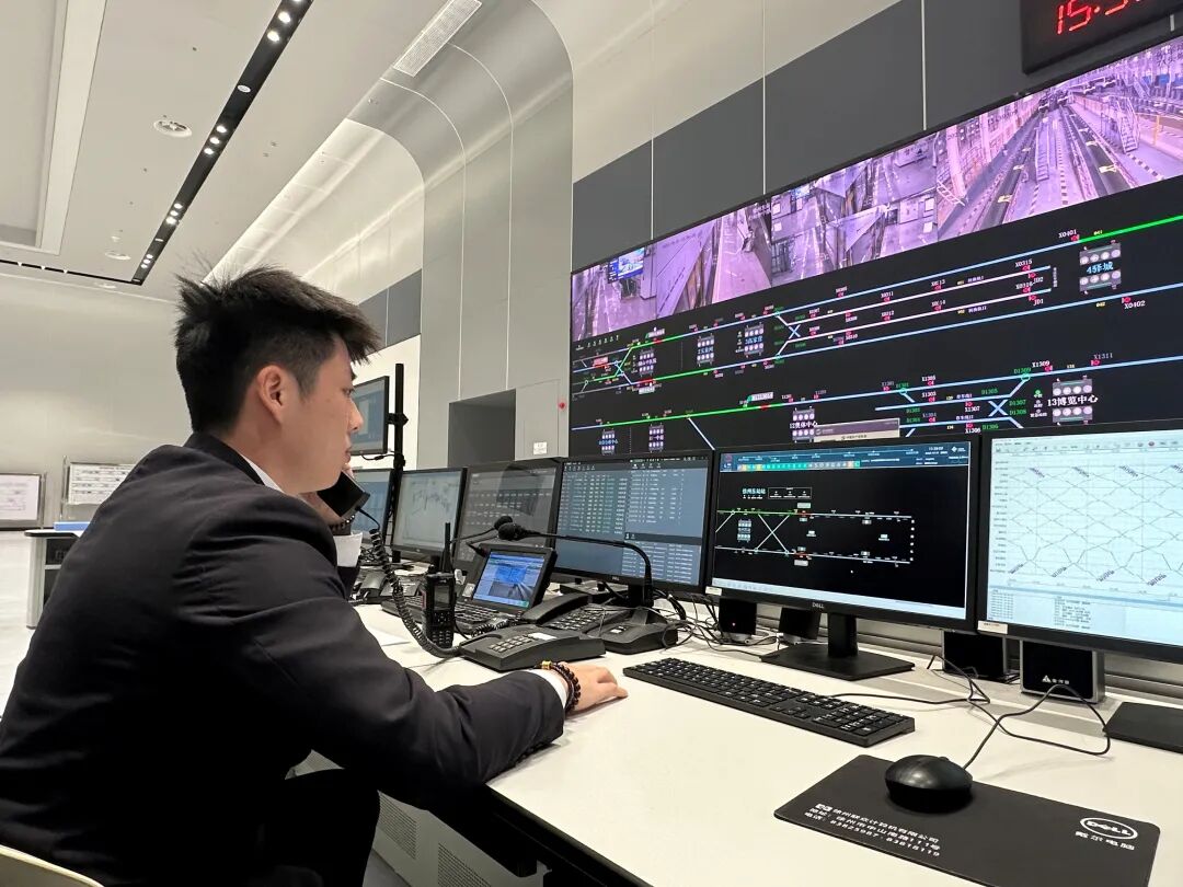 揭秘徐州地铁全自动运行的“智慧大脑”指挥官(图7) 640 (32).jpg